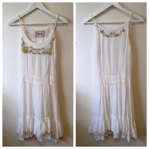 Johnny Was Dresses & Skirts - Johnny Was White Embroidered Ruffle Hem Dress Size Small